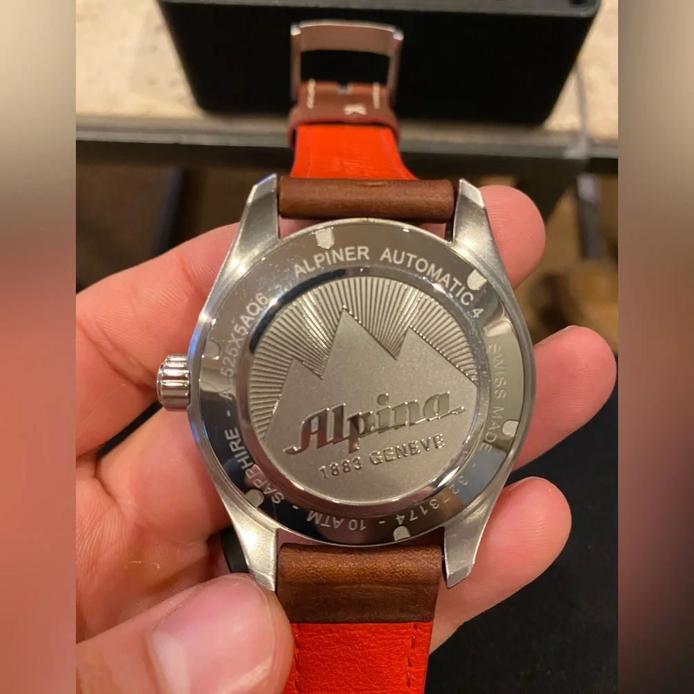 Alpina Apliner 4 Automatic Swiss Watch; 44 mm - Picture 7 of 9